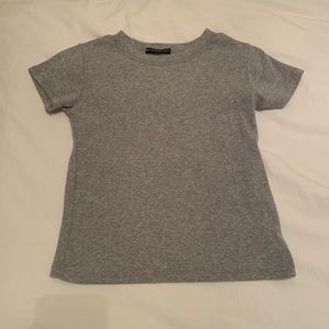 grey brandy melville t shirt